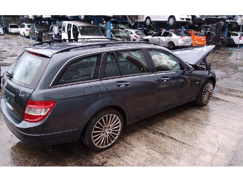 mercedes-benz clase c (w204) familiar del año 2010