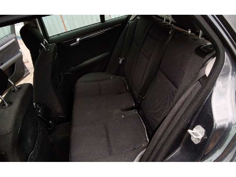 mercedes-benz clase c (w204) familiar del año 2010