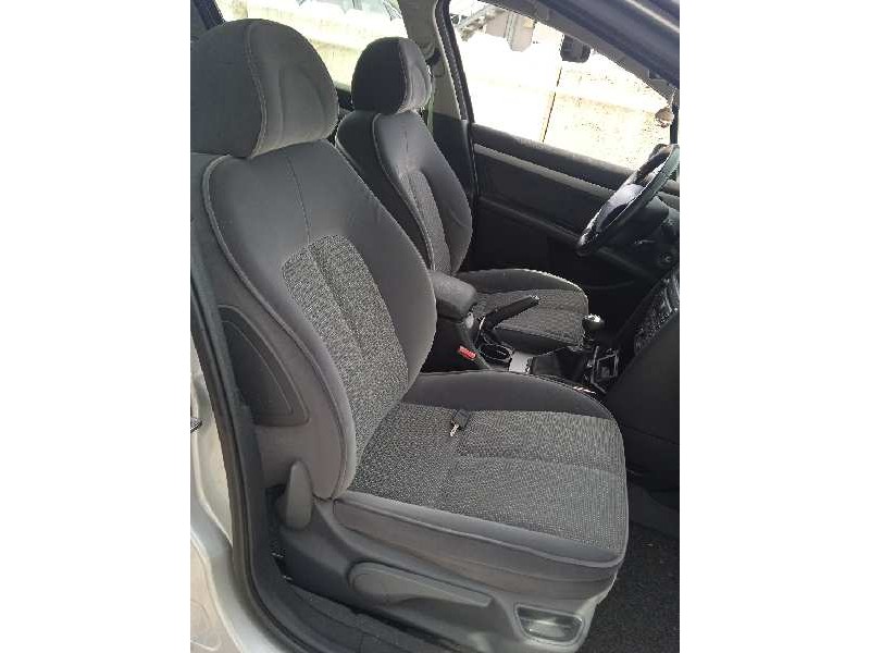 peugeot 407 del año 2006