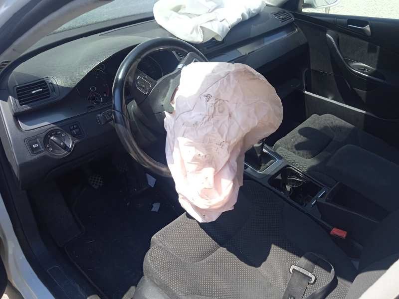 volkswagen passat berlina (3c2) del año 2010