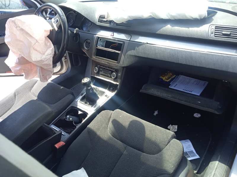 volkswagen passat berlina (3c2) del año 2010