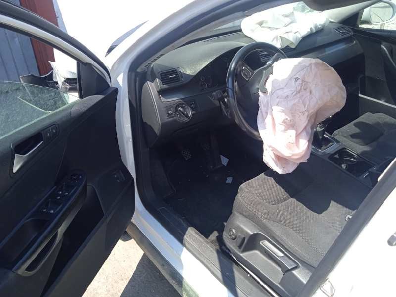 volkswagen passat berlina (3c2) del año 2010