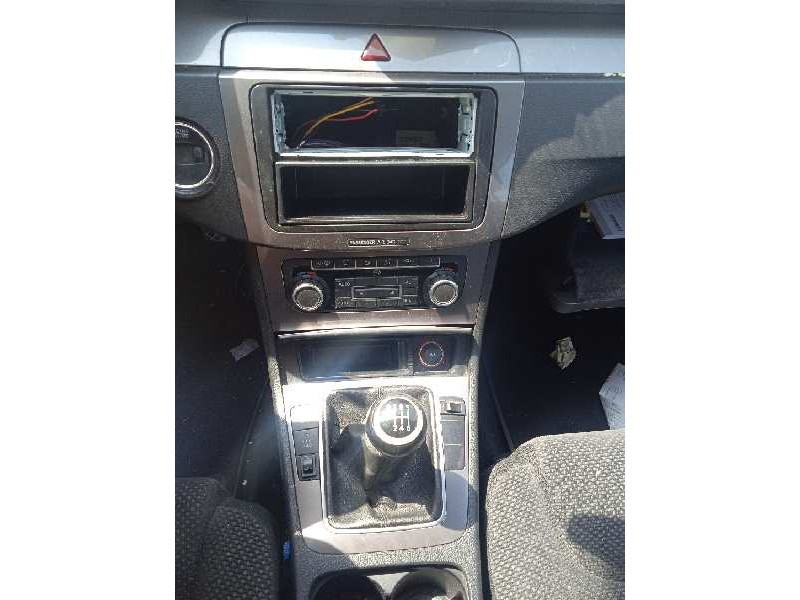 volkswagen passat berlina (3c2) del año 2010