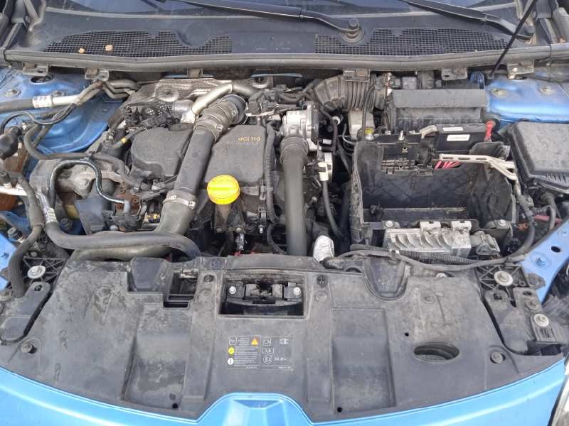 renault megane iii berlina 5 p del año 2012