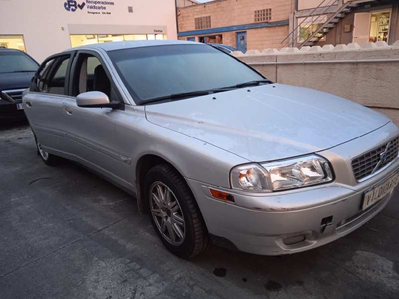 volvo s80 berlina del año 2003