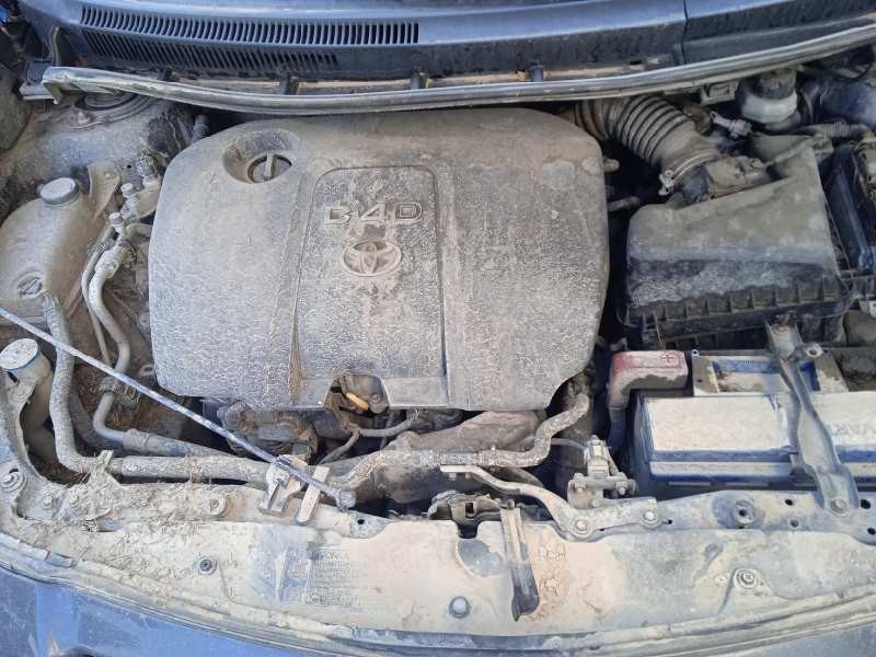 toyota auris del año 2007