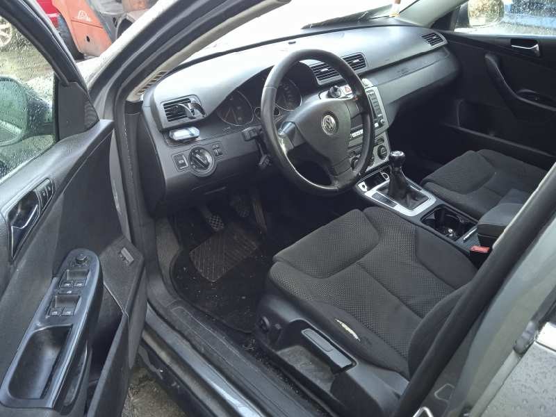 volkswagen passat variant (3c5) del año 2007