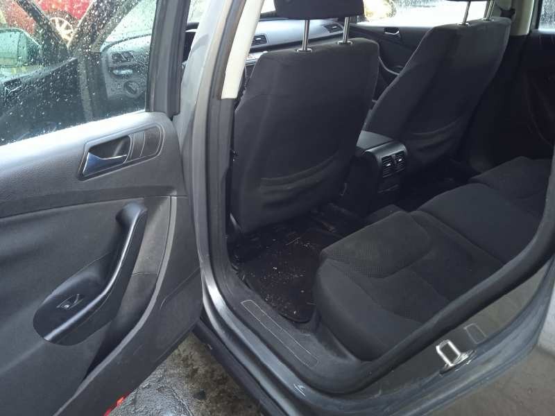 volkswagen passat variant (3c5) del año 2007