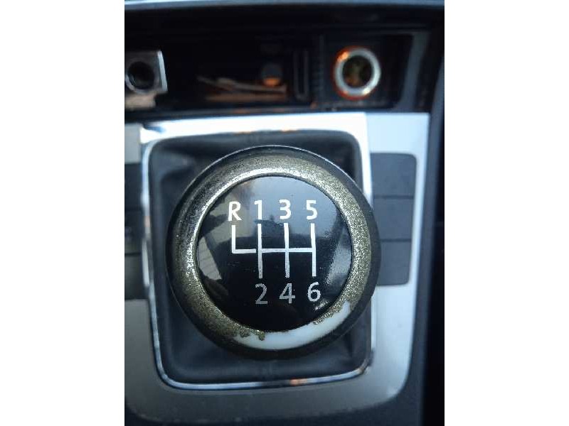 volkswagen passat variant (3c5) del año 2007