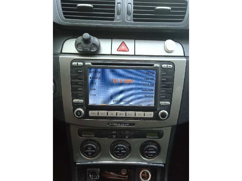 volkswagen passat variant (3c5) del año 2007