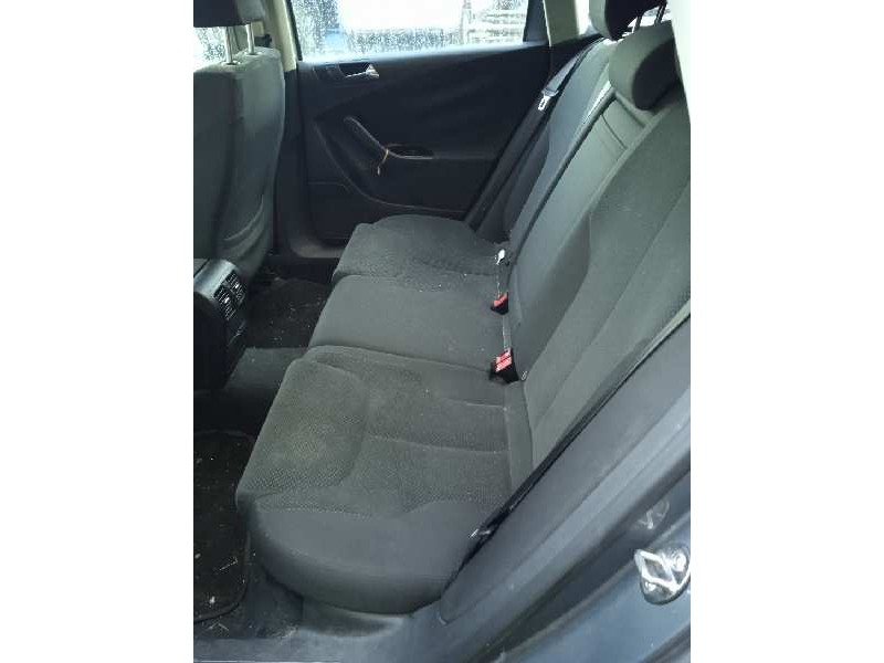 volkswagen passat variant (3c5) del año 2007