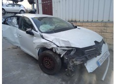 renault megane iii berlina 5 p del año 2015