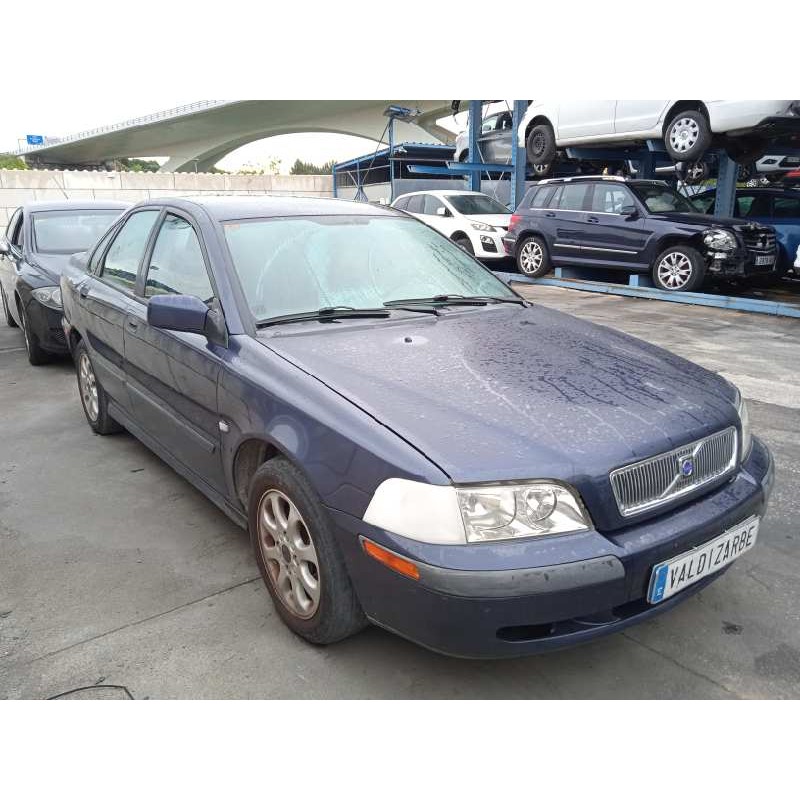 volvo s40 berlina del año 2001