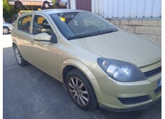 opel astra h berlina del año 2004