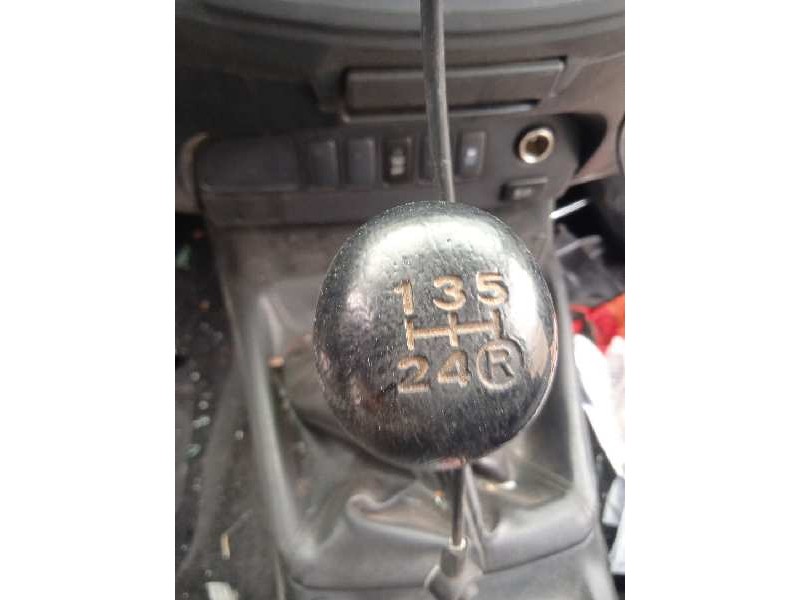 toyota hilux (kun) del año 2016