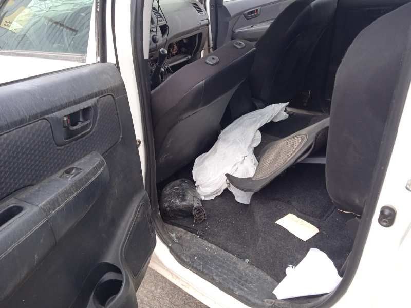 toyota hilux (kun) del año 2016