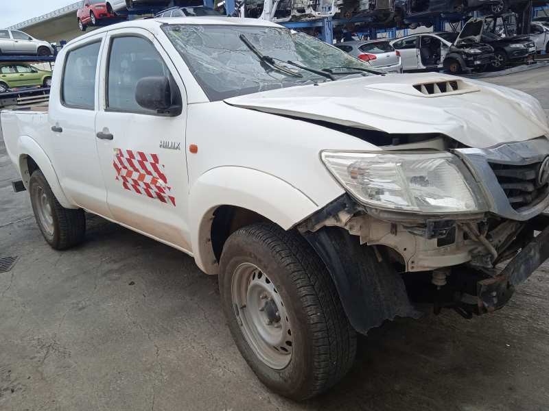 toyota hilux (kun) del año 2016