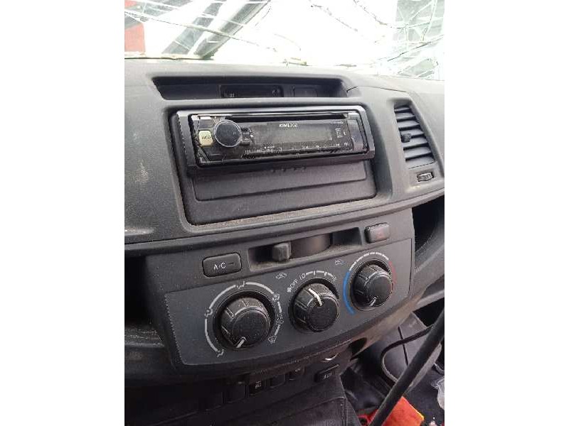 toyota hilux (kun) del año 2016