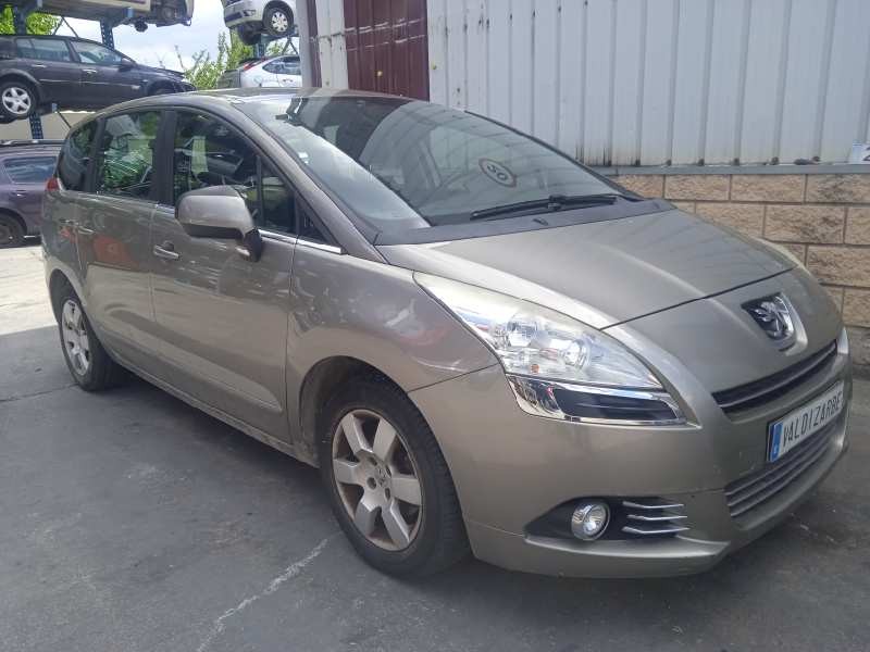 peugeot 5008 del año 2011