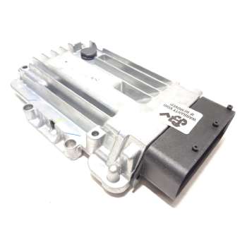 CENTRALITA MOTOR UCE R2AX18701D 0281020137
