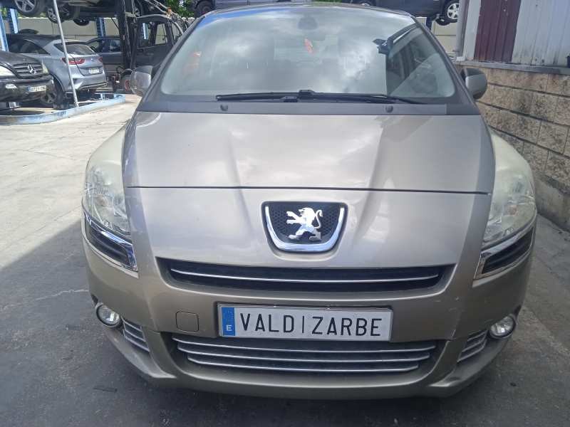 peugeot 5008 del año 2011