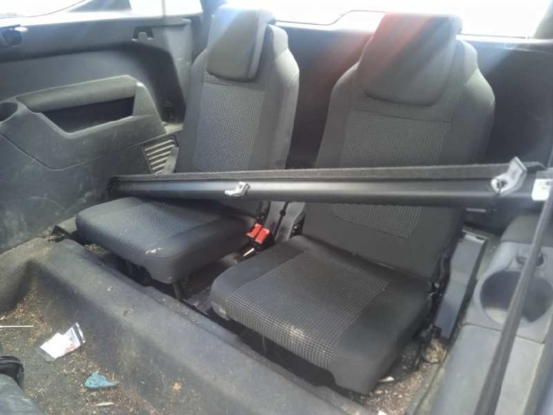 peugeot 5008 del año 2011