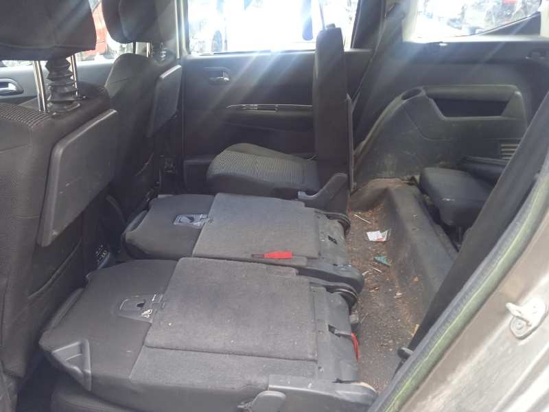 peugeot 5008 del año 2011