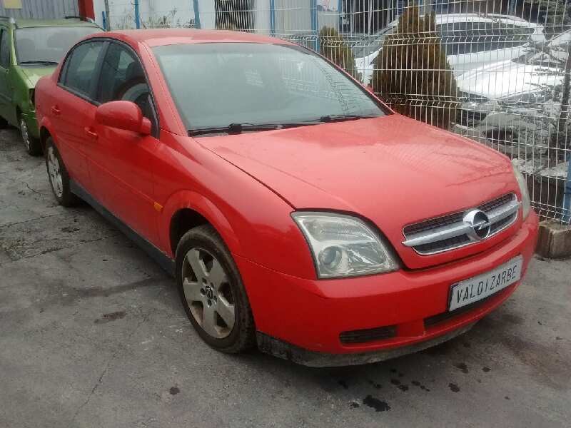opel vectra c berlina del año 2004