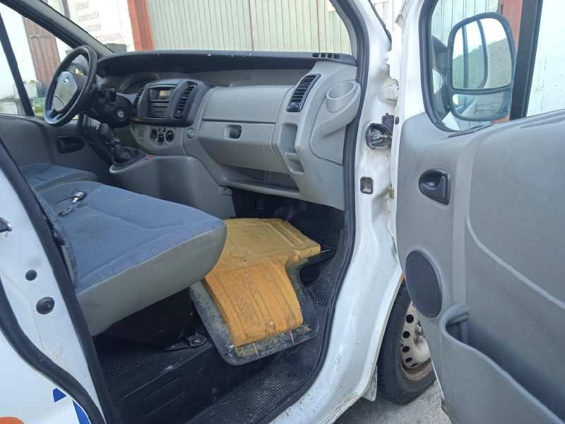 nissan primastar (x83) del año 2005