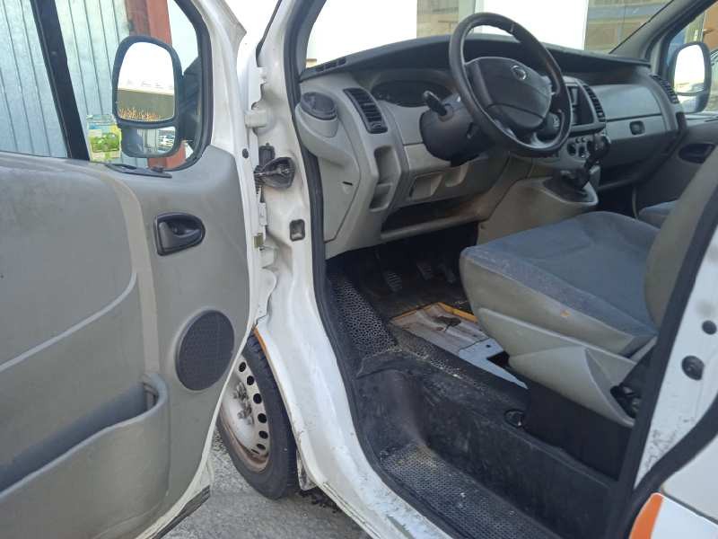 nissan primastar (x83) del año 2005