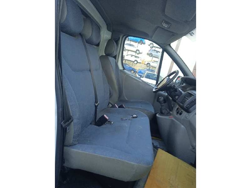 nissan primastar (x83) del año 2005