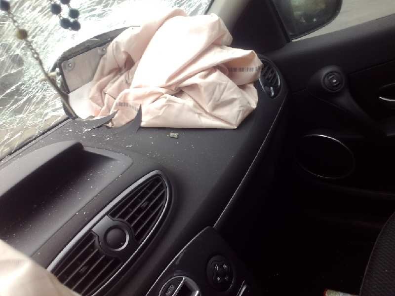 renault clio iii del año 2009