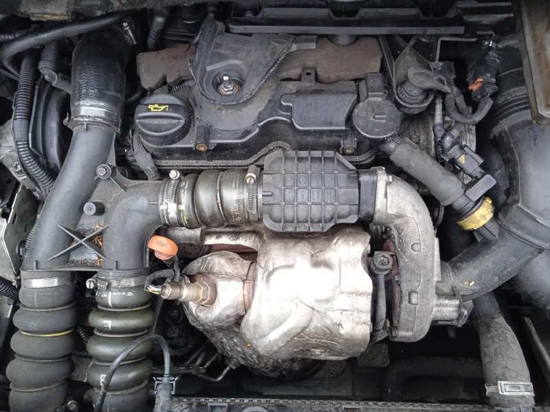 peugeot 5008 del año 2013