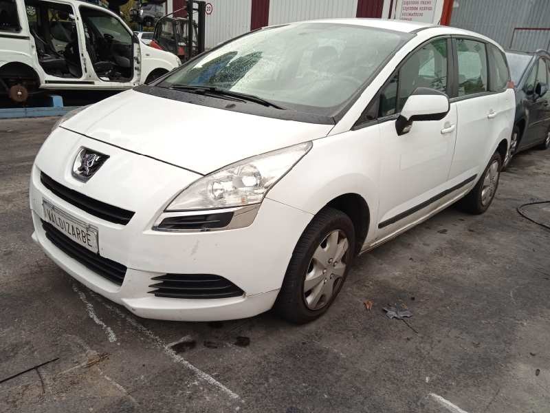 peugeot 5008 del año 2013