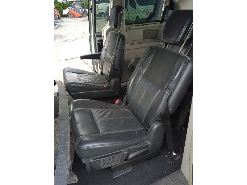 chrysler grand voyager del año 2008