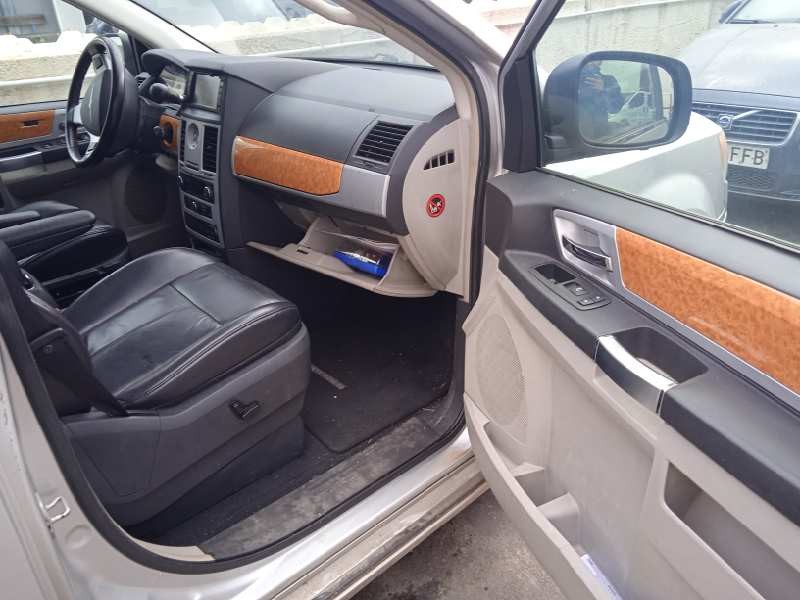 chrysler grand voyager del año 2008