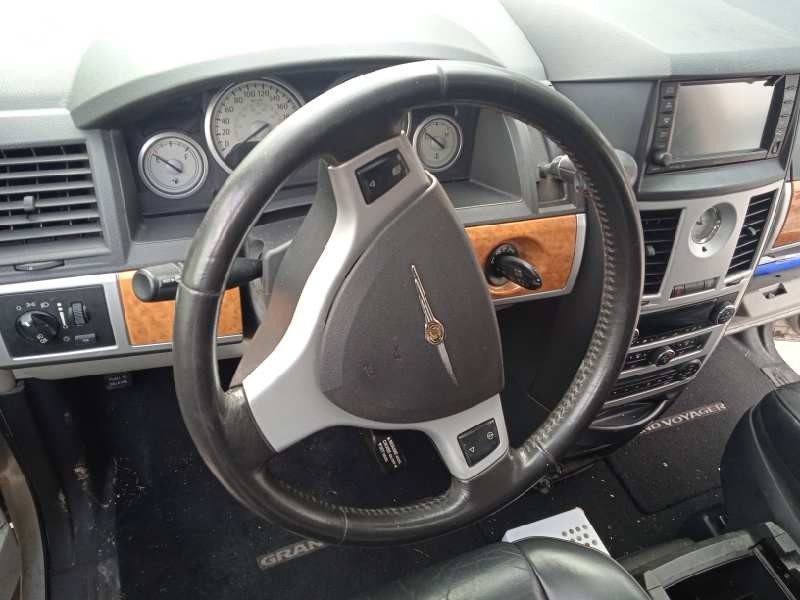 chrysler grand voyager del año 2008