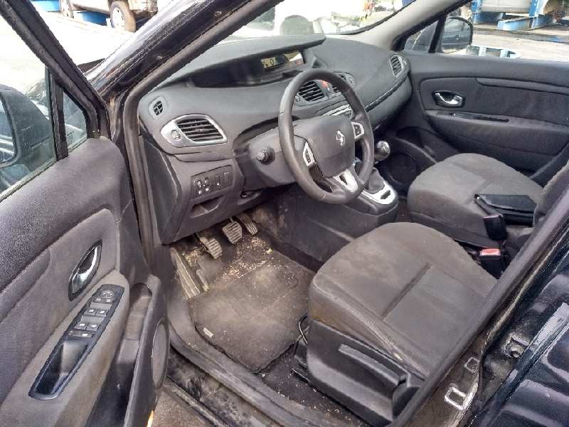 renault scenic iii del año 2011