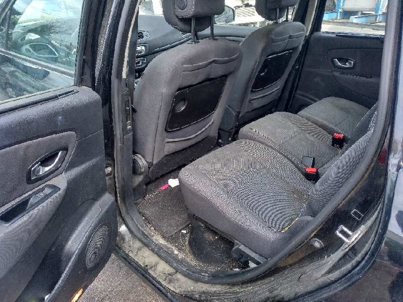 renault scenic iii del año 2011