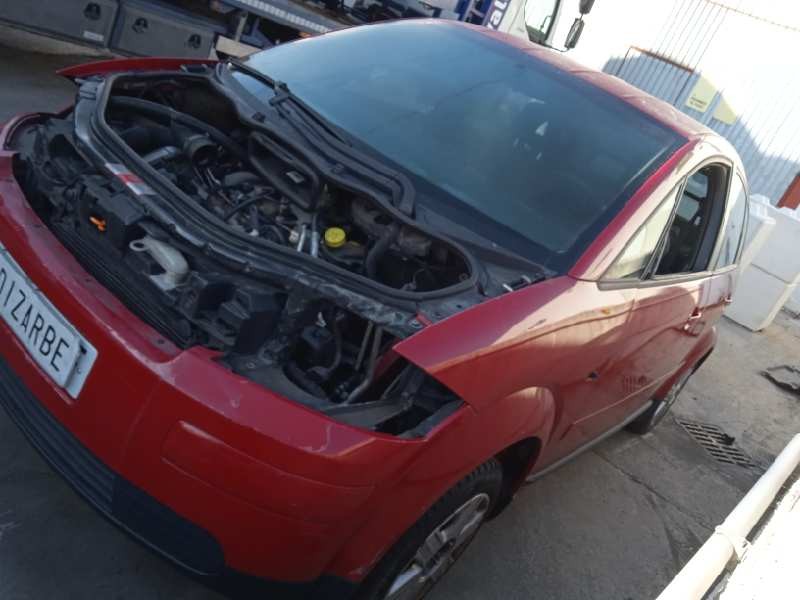 audi a2 (8z) del año 2003
