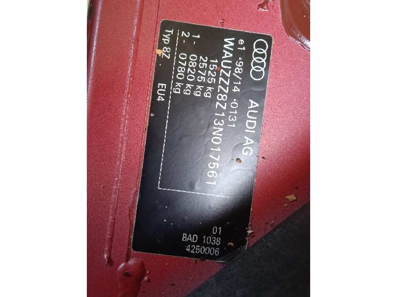 audi a2 (8z) del año 2003