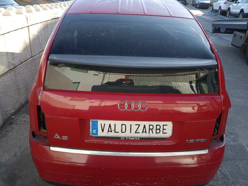 audi a2 (8z) del año 2003