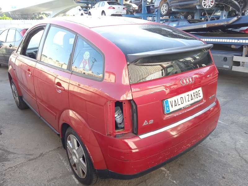 audi a2 (8z) del año 2003