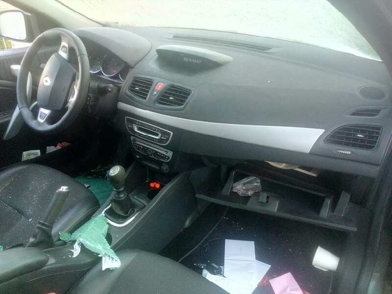 renault fluence del año 2010