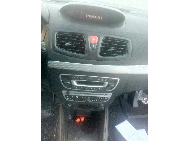 renault fluence del año 2010