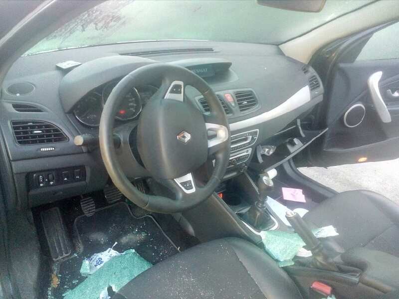 renault fluence del año 2010