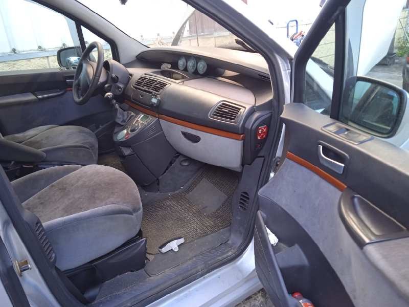 citroën c8 del año 2004