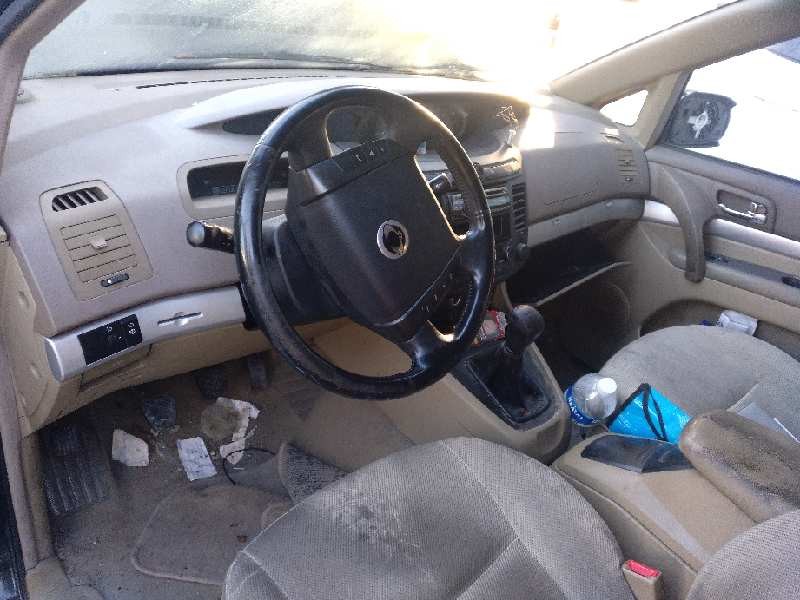 ssangyong rodius del año 2006