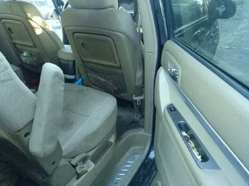 ssangyong rodius del año 2006