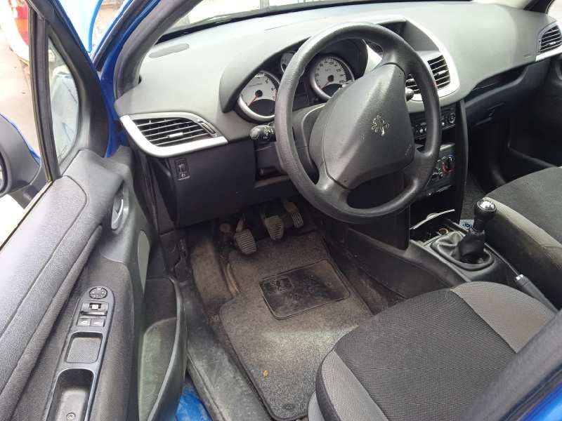 peugeot 207 del año 2007